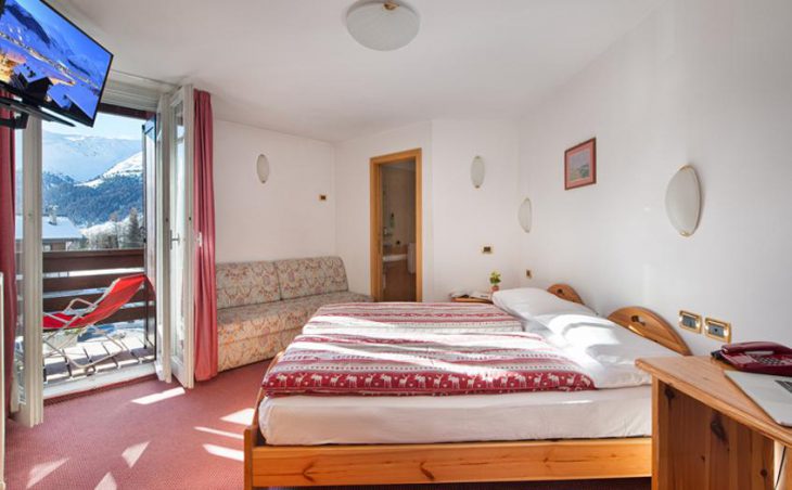 Hotel Alpen Village, Livigno, Bedroom